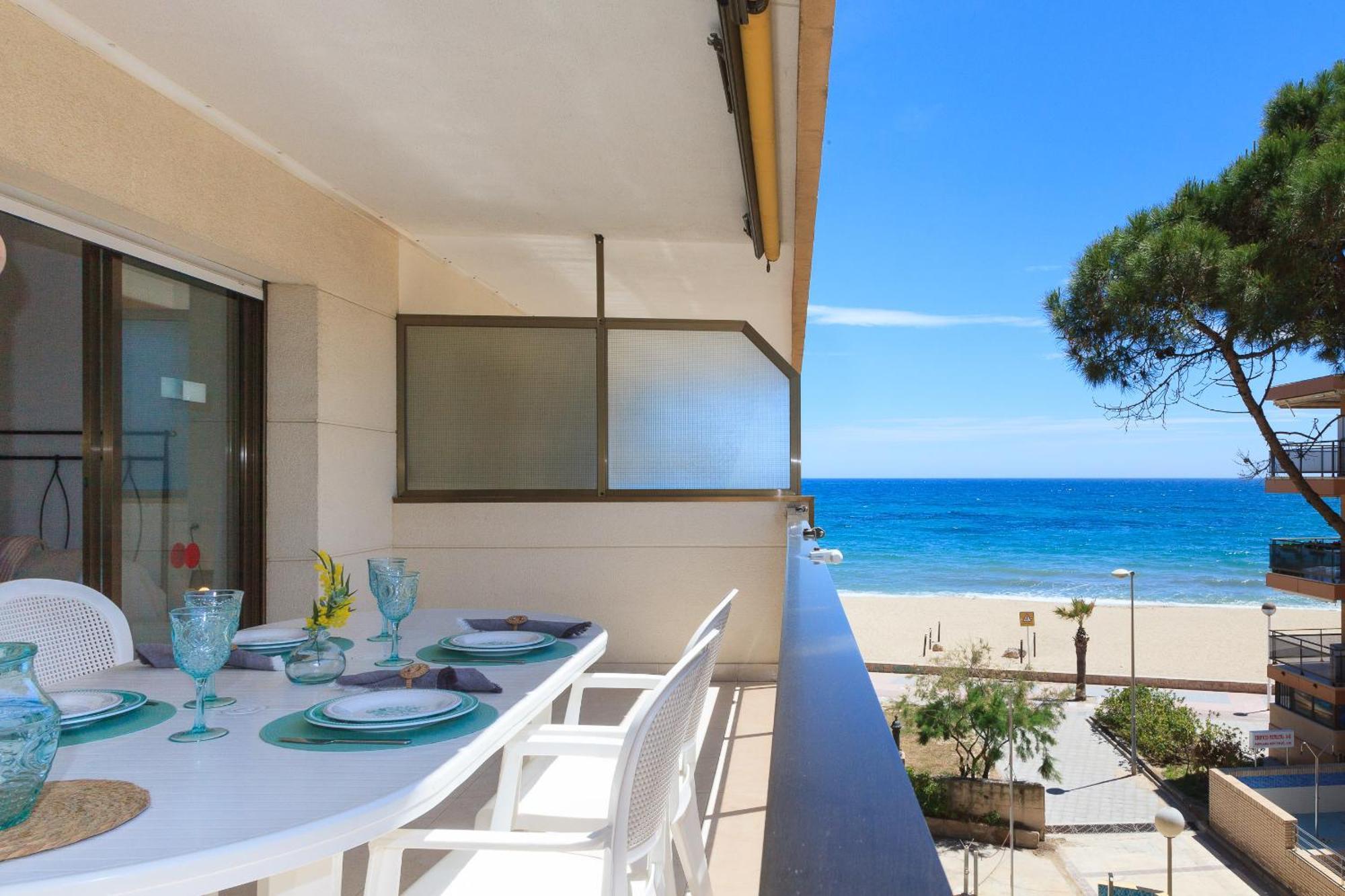 Uhc Txingudi Apartments Cambrils Dış mekan fotoğraf