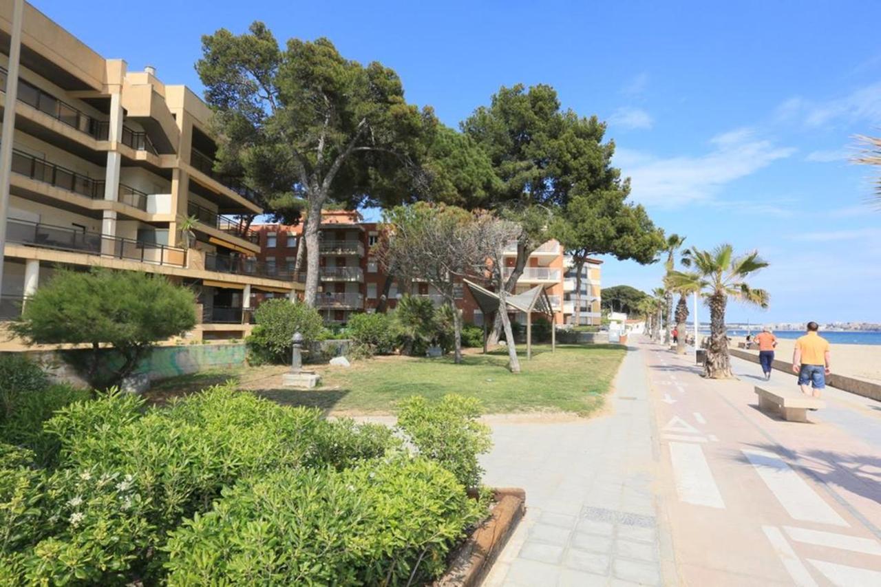 Uhc Txingudi Apartments Cambrils Dış mekan fotoğraf